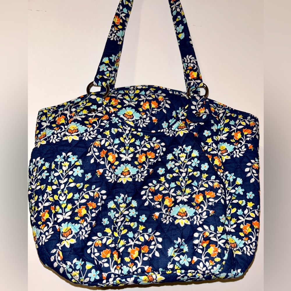 Vera Bradley Glenna Shoulder Bag in “Chandelier Floral” Vintage Pattern, EUC.